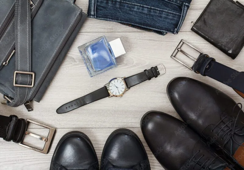 In un panorama digitale spesso saturo di superficialità e contenuti standardizzati, laddove l'editoria cartacea di settore non riesce più a reinventarsi, ecco che il servizio di recensione evoluta "Editors’ Review" di MondoUomo.it si distingue per una caratteristica semplice e concreta: valgono il tempo del lettore.