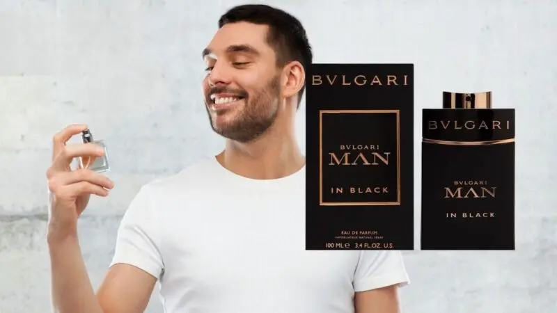 Uomo con profumo Bulgari