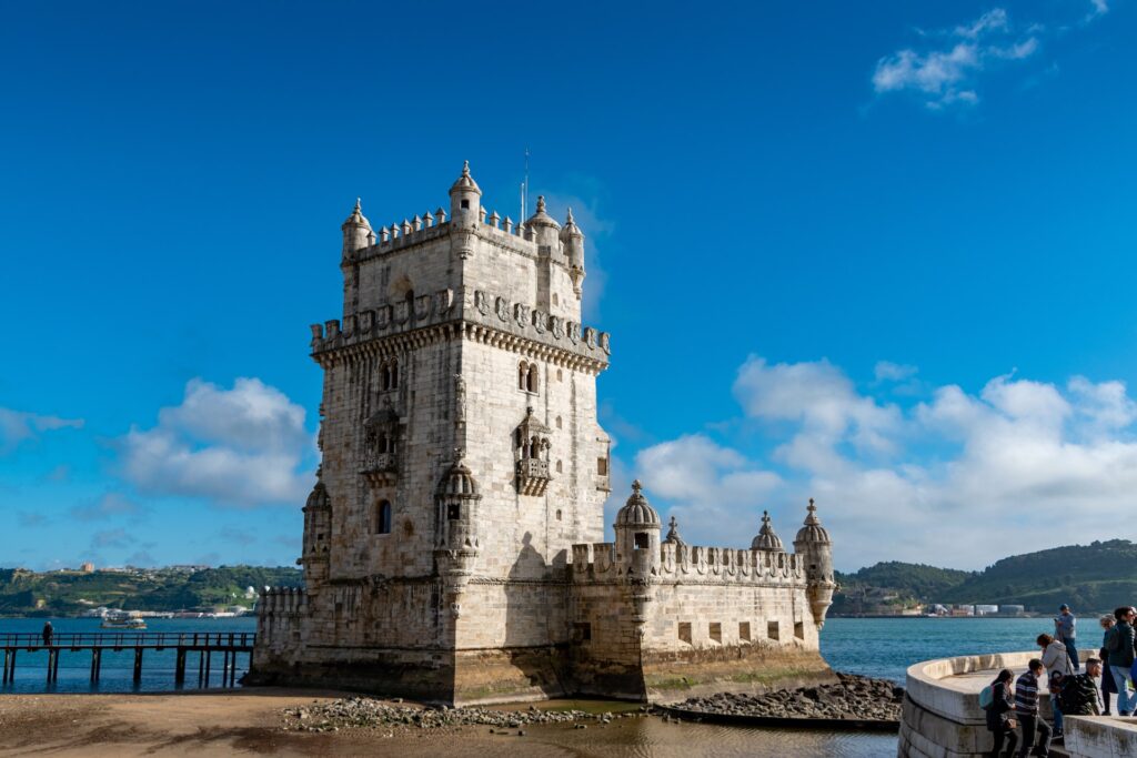 Weekend a Lisbona: vistare la Torre di Belรฉm รจ tra le 5 cose da fare assolutante. Photocredit Andreas Neuebauer daPexels