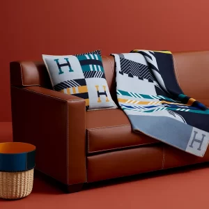 plaid-avalon-jump-h--103416M 01-worn-2-0-0-800-800_b