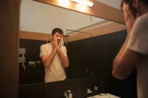 Trattamenti estetici uomo viso pelle grassa
