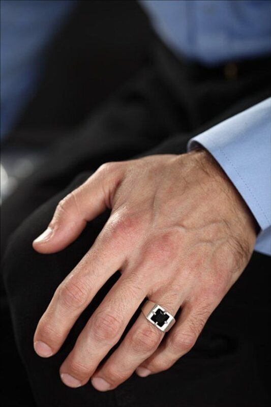 anello da uomo con onice