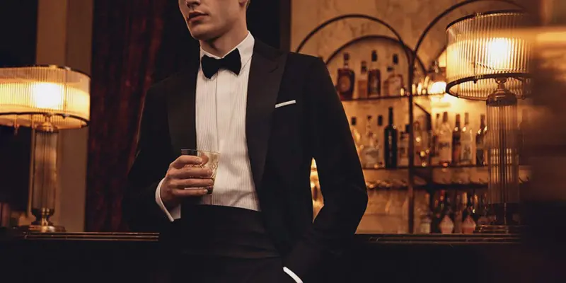 uomo di classe vita notturna