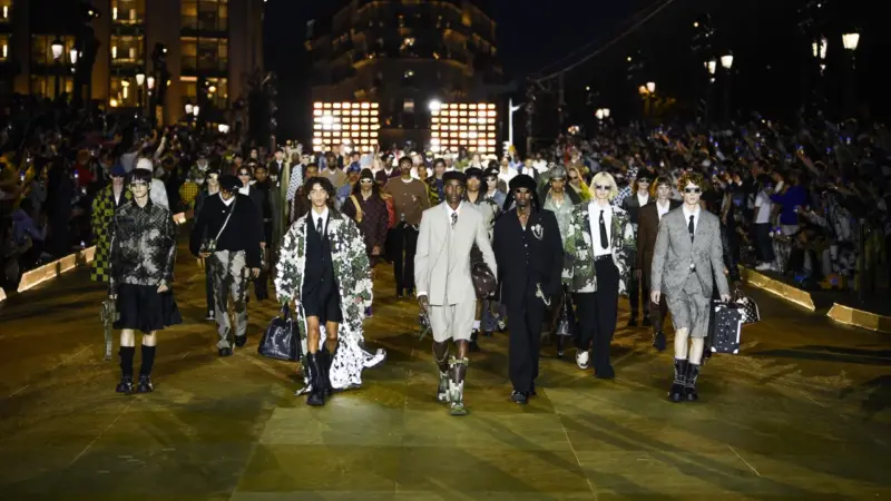 Pharrell Williams rivoluziona Louis Vuitton