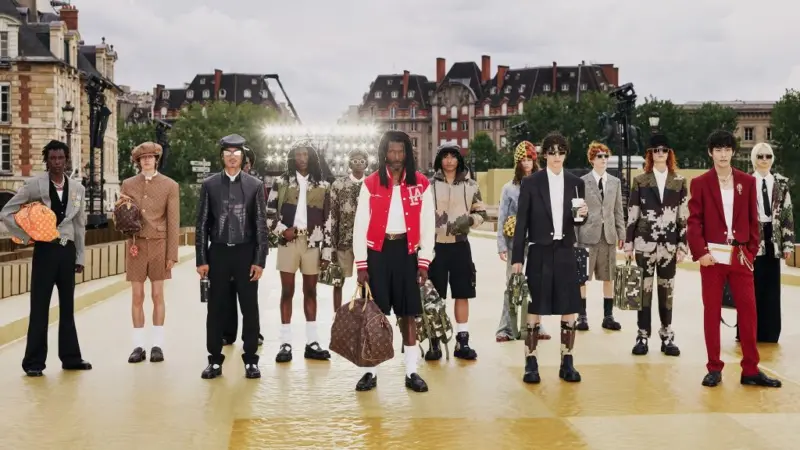 Sfilata Louis Vuitton SS241