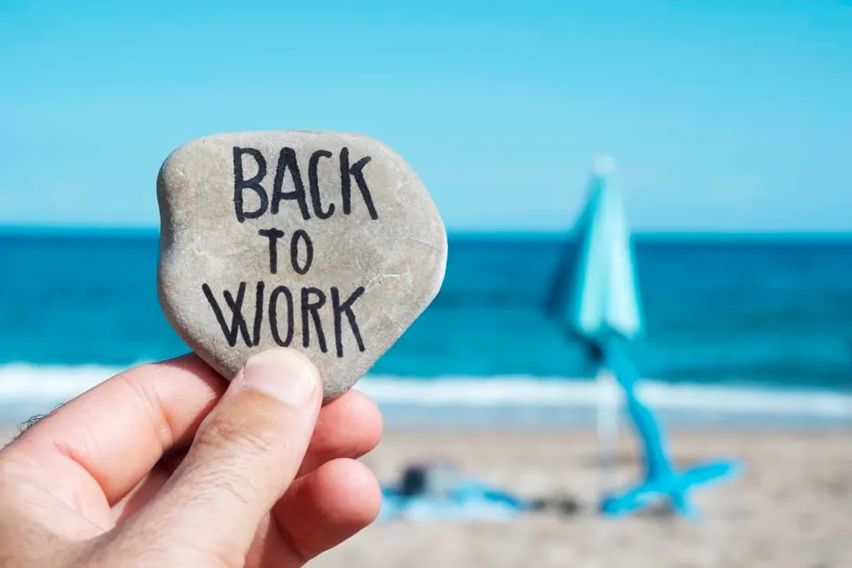 Affrontare con Successo lo Stress da Rientro: Strategie per il Benessere Maschile