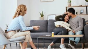 Vacanze e Relazioni: Un'Analisi Profonda Svela la Verità Nascosta