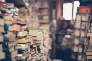 books-Foto di Eli Digital Creative da Pixabay
