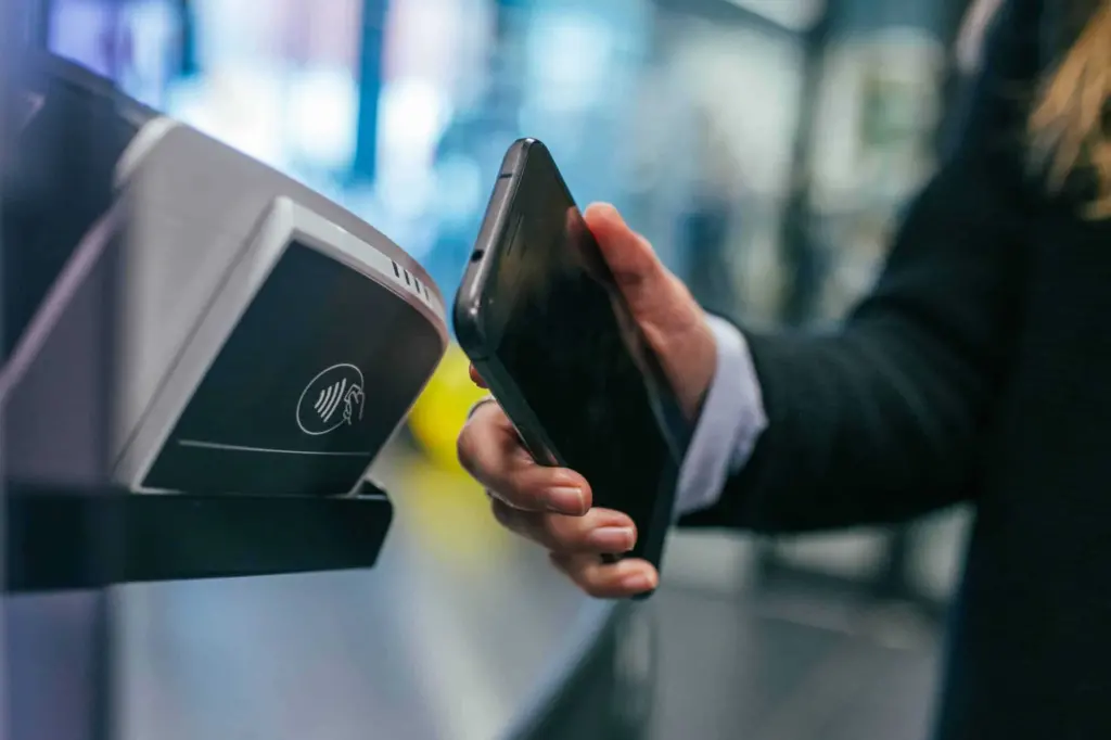 I rischi del pagamento con il cellulare.