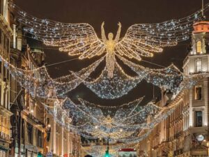 Londra a Natale 2023: Ecco Cosa Fare e Vedere nella Capitale Britannica