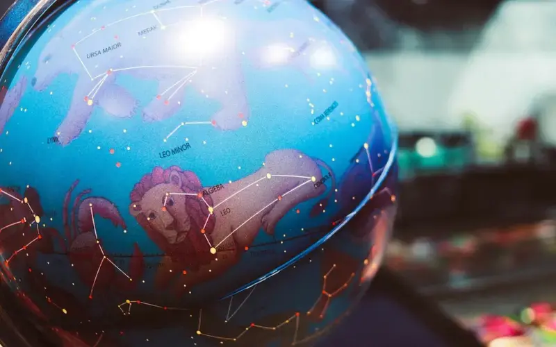 Stelle e Stile: L'Esclusivo Zodiac Style Guide 2024 di Barberino’s