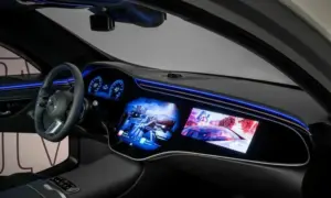 Mbux: l’assistente vocale di Mercedes si rinnova.