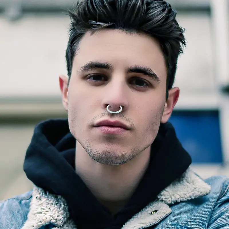 Septum Piercing, cos'è e quali sono i gioielli che un uomo dovrebbe considerare