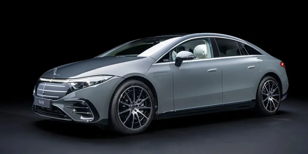 Esterno della Mercedes-Benz EQS 2025