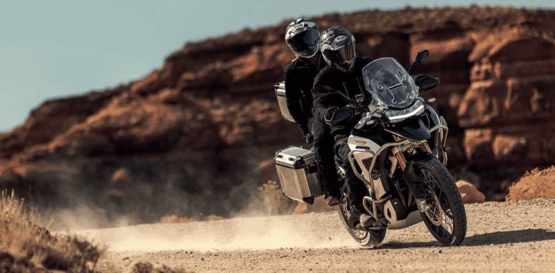 Triumph Tiger 1200 Gt Explorer 2024: Quando l’Innovazione Incontra la Classe