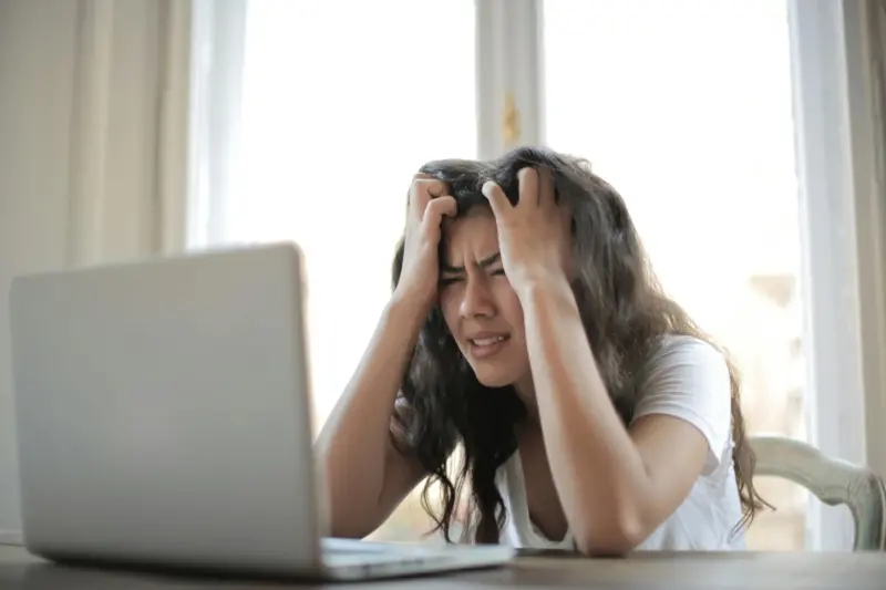 Sindrome da Burnout: quando il lavoro diventa una gabbia