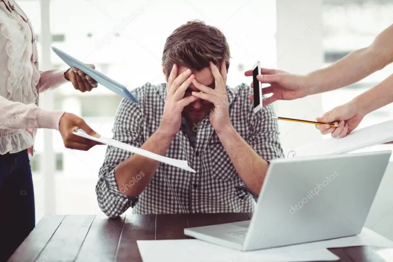 Lavorare nel nostro ufficio, spesso in compagnia di colleghi di ogni genere, ci rende spesso infelici, instaurando nel nostro organismo un malessere latente ed uno stress lavorativo, che aumenta i fattori di rischio per la nostra salute a tutto discapito del nostro benessere psico fisico