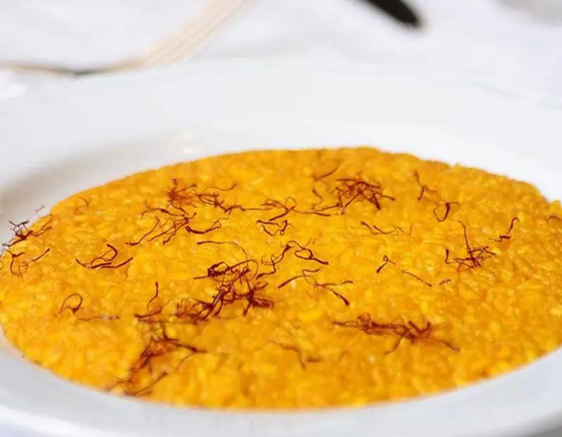 Le Migliori Trattorie Milanesi per Una Tradizionale Esperienza di Gusto