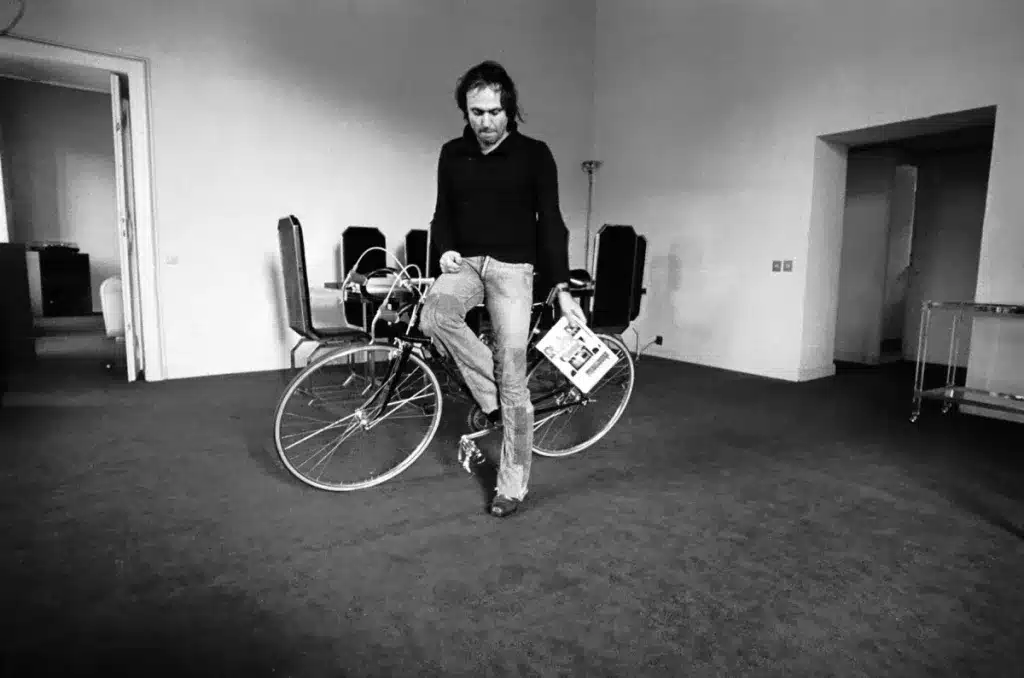 L'eredità di Mario Schifano a 90 anni dalla nascita