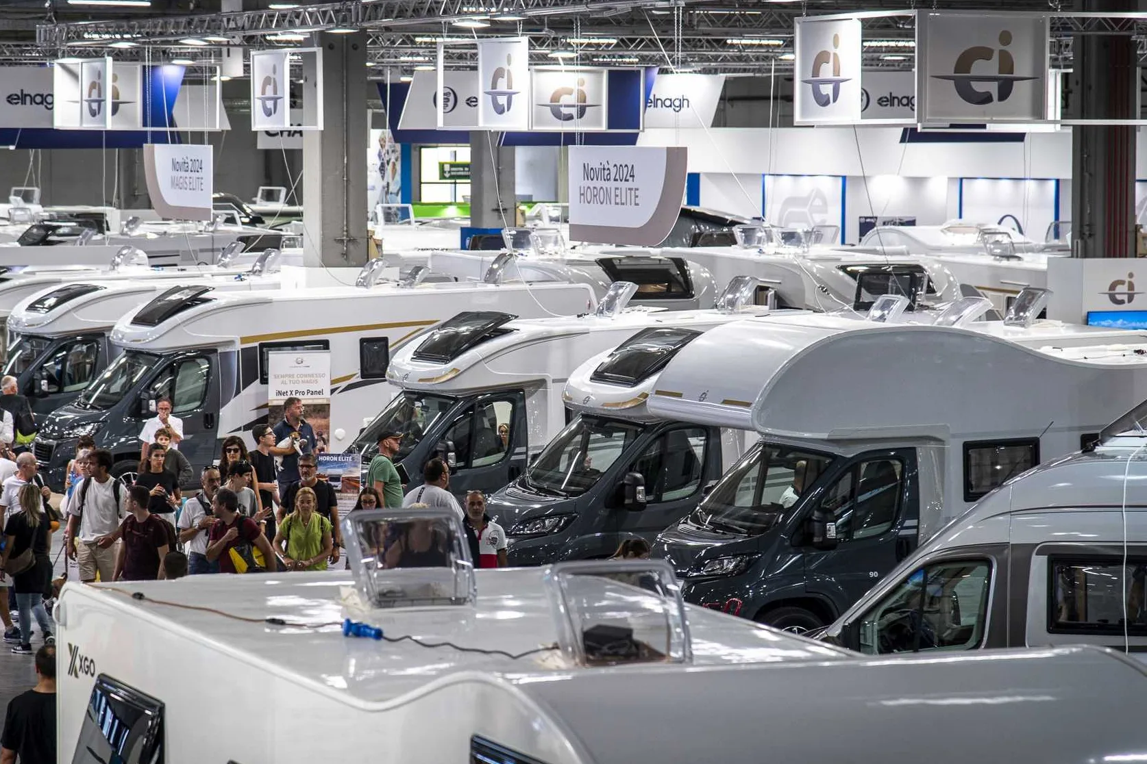 È cominciato ieri, 14 settembre, il Salone del Camper, che si svolgerà a Parma fino al 22 settembre 2024 e che rappresenta un evento di riferimento per gli appassionati di caravanning e turismo all'aria aperta