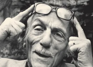 Eduardo De Filippo: Quarant'anni dopo, l'immortalità di un Genio del Teatro Italiano