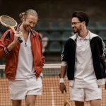 Dress Code nei Circoli di Tennis Esclusivi: Guida per l'Uomo Elegante