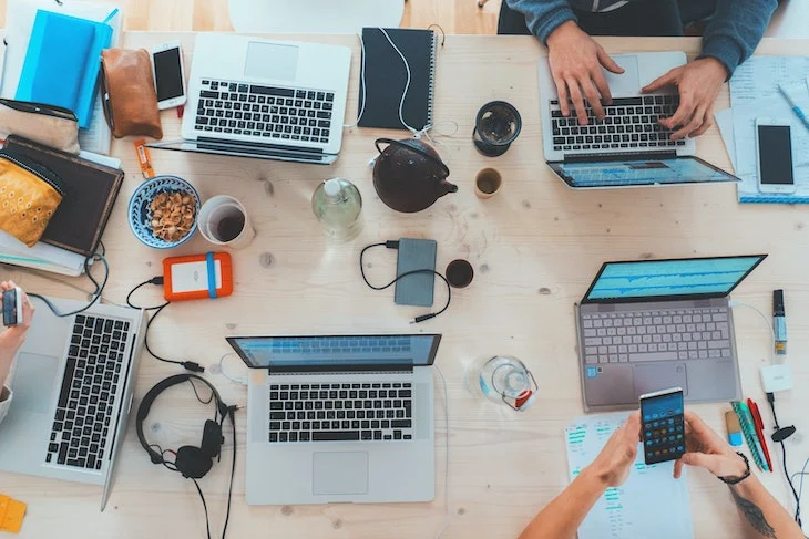 La Guida Definitiva alla Scelta degli Strumenti Digitali per il Tuo Business nel 2024