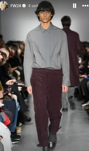 La moda maschile anni '70 è passata alla storia con i suoi colori e le sue fantasie sgargianti. Alcune tendenze resistono al tempo, tornando in voga in questa stagione invernale