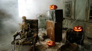 Party di Halloween in 3 location uniche: manicomio, teatro horror e giardino degli spettri