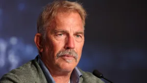 Kevin Costner come non lo avete mai conosciuto- il libro di Silvia Bizio e Pietro Ricci.