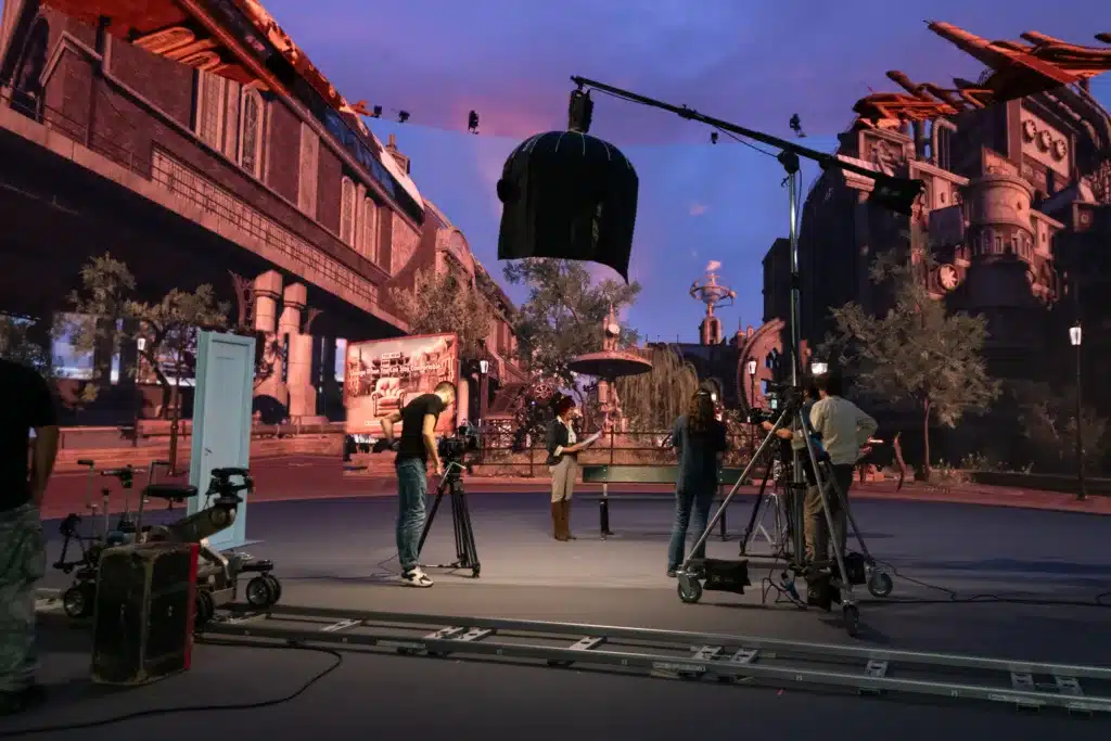 Teoresi rivoluziona la comunicazione aziendale con il primo film in virtual set