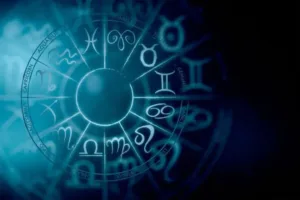 Ecco l'oroscopo settimanale per gli uomini, valido dal 3 al 9 febbraio 2025. Le stelle offrono indicazioni su amore, lavoro, fortuna ed energia per ciascun segno zodiacale; al termine, troverai la classifica dei tre segni più favoriti e dei tre meno favoriti della settimana.
