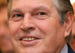 Addio a Rino Tommasi: La Voce del Tennis e della Boxe Italiana