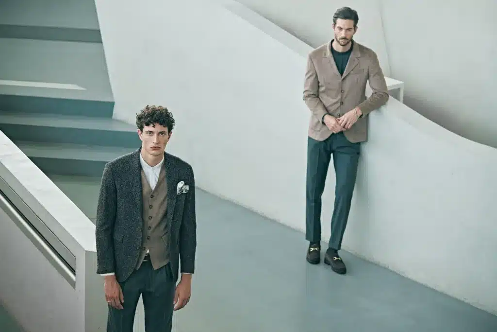 Nel panorama del menswear italiano, pochi nomi riescono a coniugare tradizione e innovazione con la stessa naturalezza di Elio Evan