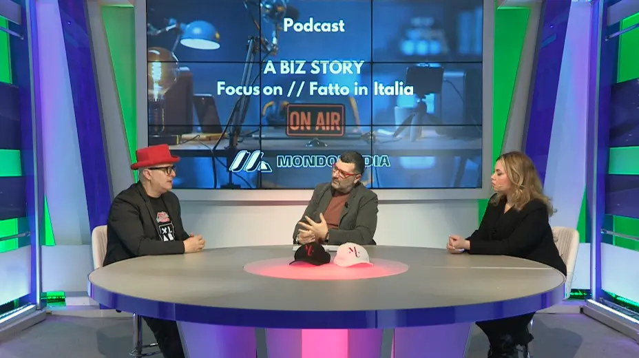 In questo estratto da A Biz Story, il producer e speaker Gigio Rosa ci spiega perché la voce incide sulla fiducia, sull’impatto e sull’identità aziendale