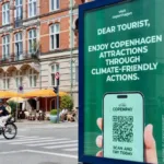 CopenPay è una iniziativa green lanciata da Visit Copenhagen che premia chi adotta comportamenti sostenibili durante il proprio soggiorno. Cammini, pedali, scegli il trasporto pubblico? Vieni ricompensato. L'obiettivo è duplice: promuovere un turismo etico e migliorare la qualità dell’esperienza urbana.