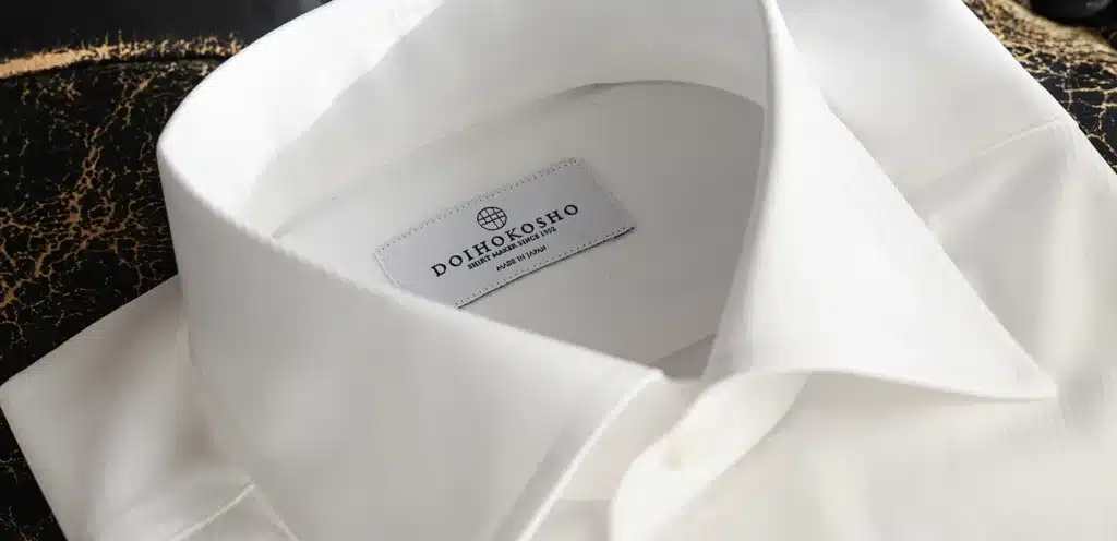 Il ritorno di DOIHOKOSHO al Pitti Uomo 108 rappresenta un momento significativo per gli appassionati di camiceria di qualità.