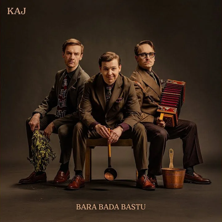 KAJ con la canzone "Bara bada bastu"