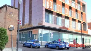 Orrore a Piacenza: Primario Arrestato per Abusi Sessuali nel Reparto di Radiologia