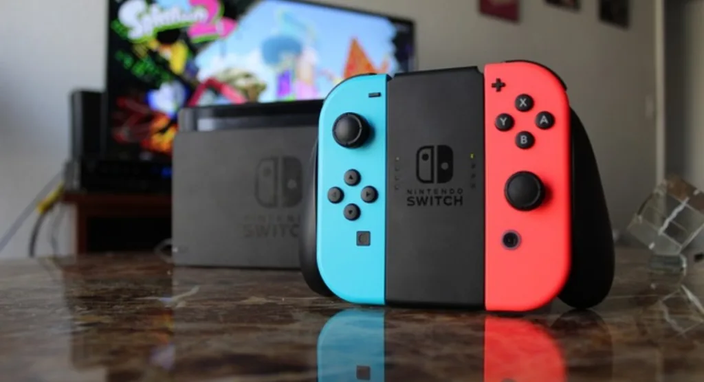 Le specifiche tecniche della Nintendo Switch 2 sono disponibili, e pare che non siano per niente deludenti.

Già dall'annuncio della fantastica Nintendo Switch 2, ci si aspettava delle caratteristiche niente male e che fossero in grado di soddisfare le aspettative degli utenti. Con le nuove pubblicazioni, ora, possiamo valutare quelle che sono le reali proprietà di questa fantastica console.