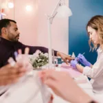 Manicure per uomo: quella parte integrante della propria routine che fa la differenza