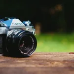 Canon ha mostrato un brevetto molto interessante. Presto presenterà una ottimizzazione ottica dell'immagine mai vista in precedenza. Un problema piuttosto frequente negli scatti fotografici è quello della bassa risoluzione dell'immagine. Per poter ottenere un certo effetto al momento dello scatto, purtroppo si deve sacrificare la qualità della foto in certi casi. Questo non sarà più necessario grazie alla nuova idea avuta da Canon.