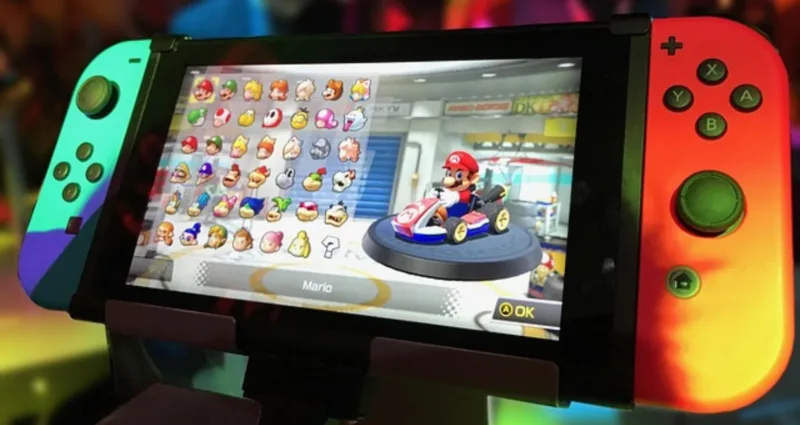 L'attesa per la Nintendo Switch 2 è terminata, ed ora tutti hanno la possibilità di comprarla. Dopo tanto tempo di rumors sulle specifiche tecniche ed il costo, Nintendo si è finalmente decisa a lanciare il suo dispositivo sul mercato. Tutti aspettavano con ansia questo momento e, contrariamente alle aspettative, pare che stia portando ad un risultato fuori dal comune.