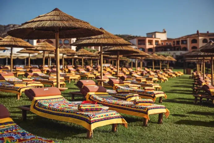 Il takeover Dolce&Gabbana dell'hotel Cala di volpe