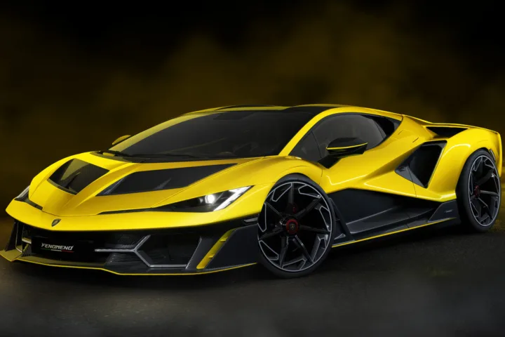 La Lamborghini Fenomeno è il nuovo gioiello della Casa di Sant’Agata Bolognese, una vettura che ridefinisce il concetto di supersportiva esclusiva e porta al massimo la tradizione delle “Few Off”: sarà realizzata infatti in soli 29 esemplari, già tutti assegnati a collezionisti selezionati, ciascuno ad un prezzo di circa 3 Milioni di euro più IVA.