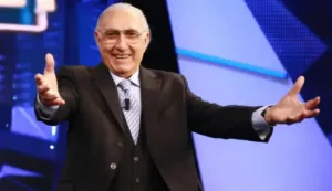 Pippo Baudo, il nostro omaggio ad un gigante della cultura e dello show business italiano.