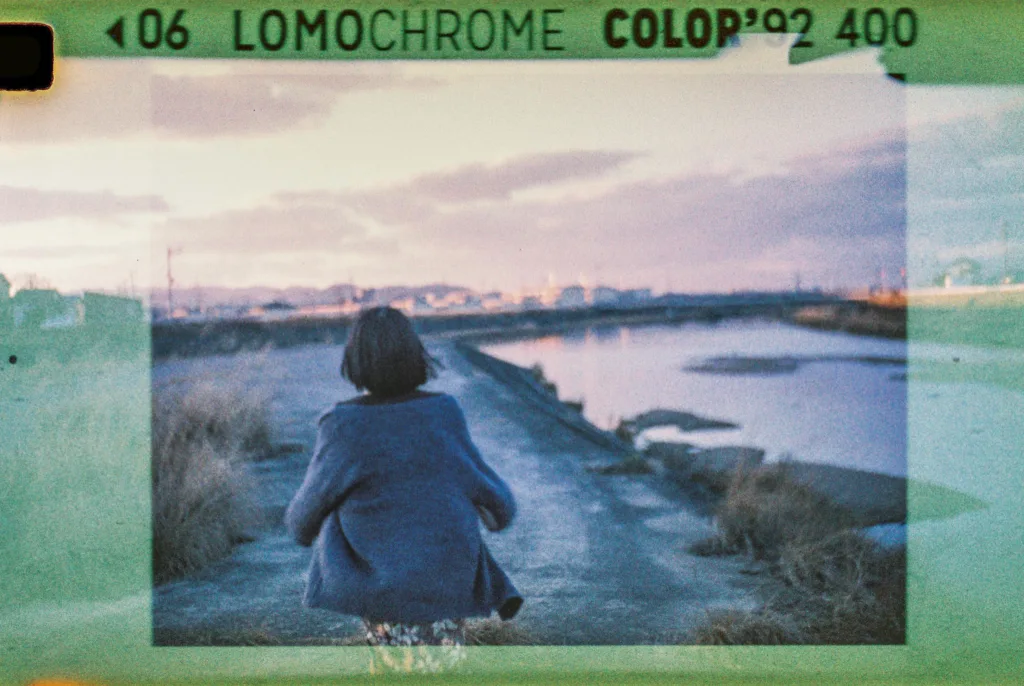 Lomomatic 110 Nocturne: La Fotocamera Analogica che Riporta in Vita la Magia del Formato 110