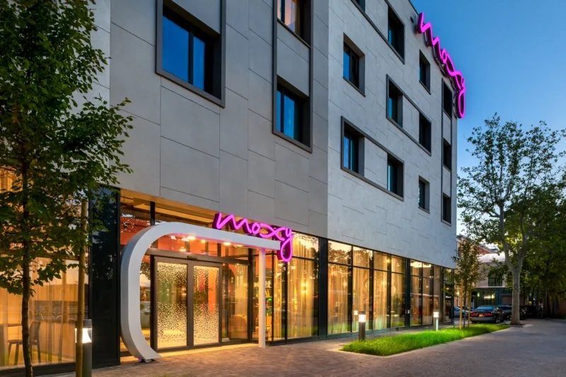 Moxy Verona: il nuovo tempio del lifestyle contemporaneo nella città dell’amore Moxy Verona: il nuovo tempio del lifestyle contemporaneo nella città dell’amore
