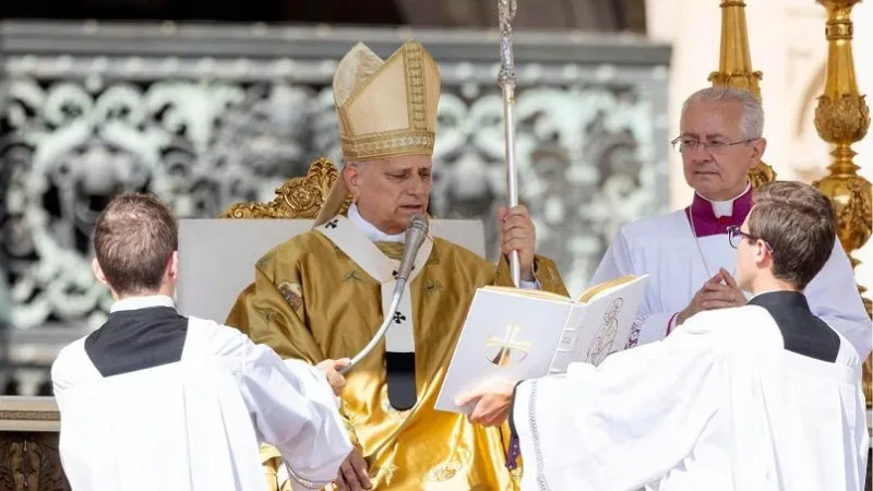 Oggi, 7 settembre 2025, segna una data storica per la Chiesa cattolica: Papa Leone XIV canonizza Carlo Acutis, il primo santo millennial della storia