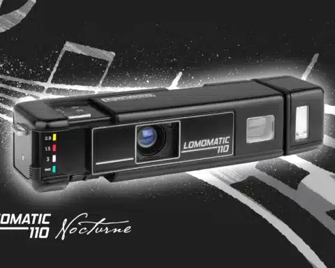 Lomomatic 110 Nocturne: La Fotocamera Analogica che Riporta in Vita la Magia del Formato 110